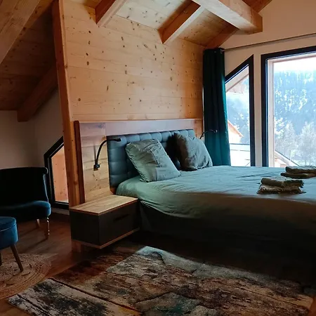 Kelly Chalet *
